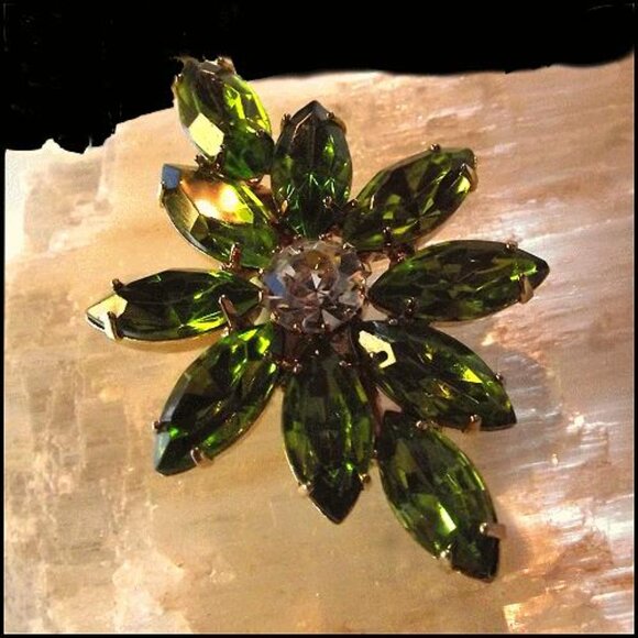 1950s Juliana Style Bright Lime Crystal Vintage Feather Brooch 15247 - Picture 4 of 6